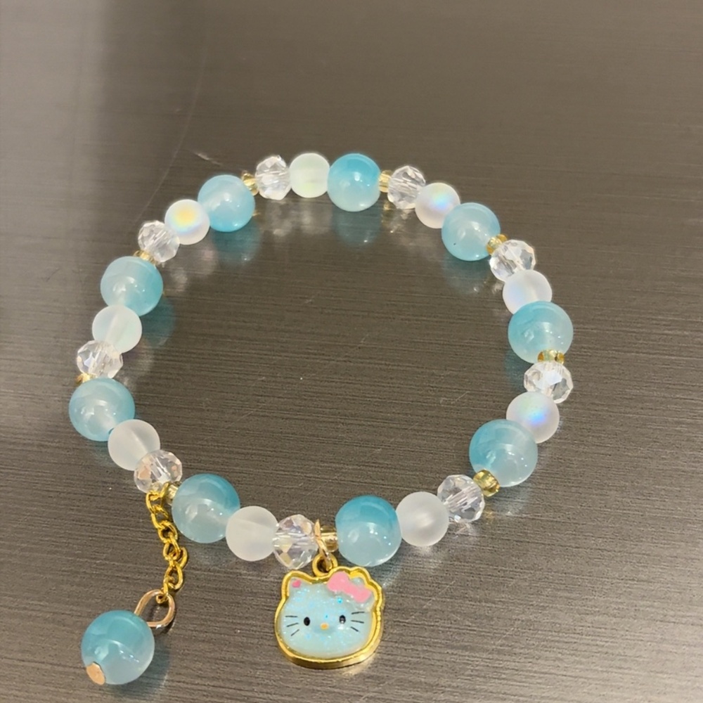 Hello Kitty glass beaded bracelet